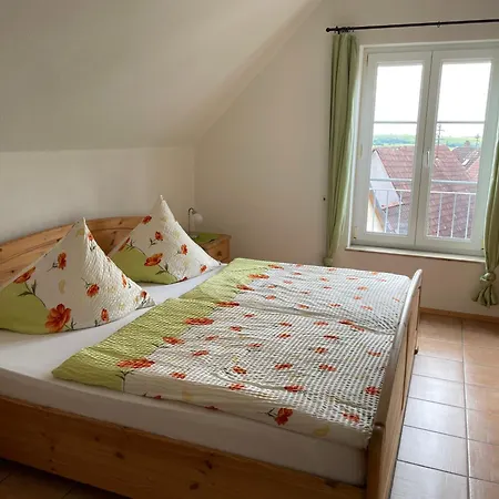 Weingut Bender Apartment Eschbach (Sudliche Weinstrasse)